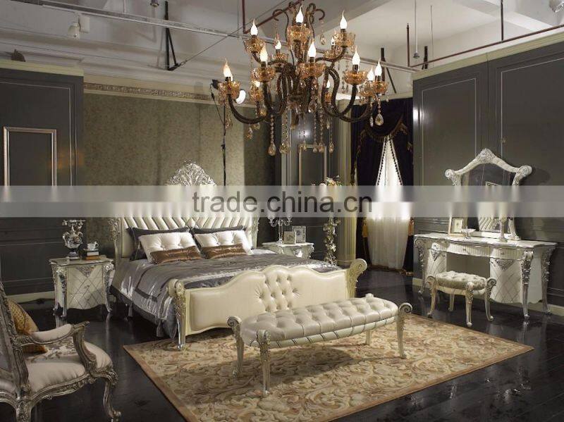 Louis XVI Style Vintage Furniture Luxury Bedroom White and Silver Color Chest of Five Drawers Cabinet