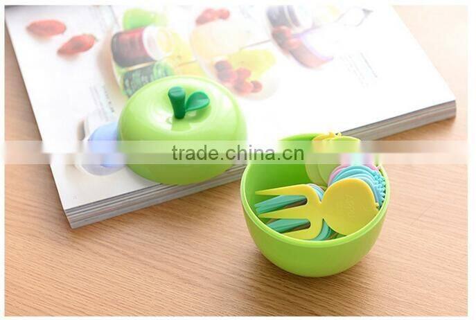 CY046 Apple Shape Plastic Fruit Forks Set with Stand Container Dessert Salad Forks for Kitchen Table Accessories