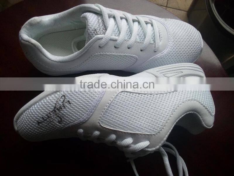 Pure white unisex Cheerleading dance shoes soft durable sole athletic training dancing shoes