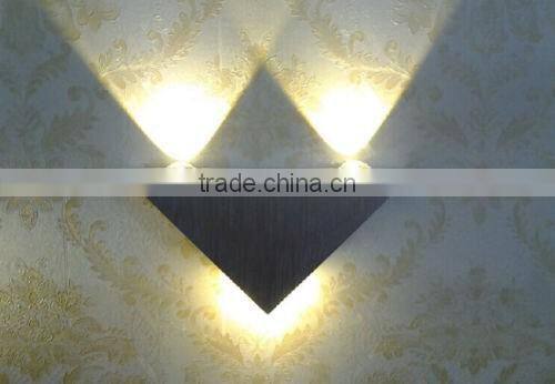 Triangle LED Wall Sconces Light Fixture Bedroom Porch Hotel Canteen Modern Lamp
