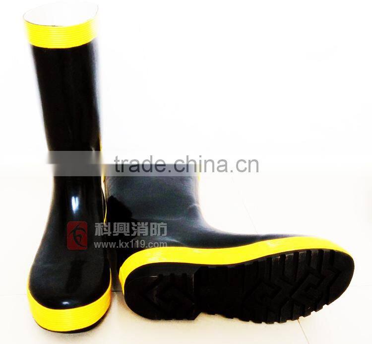 Factory direct sale Rubber material cheap lightweight Fire Rubber Boots for fire man