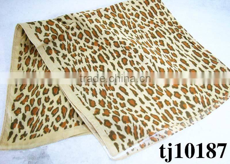 3 colors multifunctional leopard print square bandana