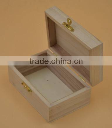 packaging boxes with lid and golden lock