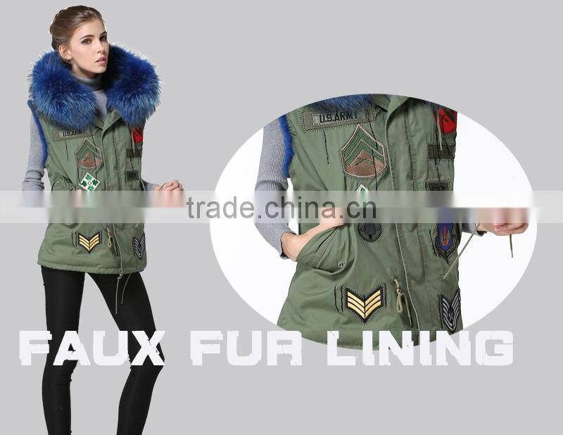 Facotory price fashion fully blue collar fur vest ,winter felman short fur coat/gillet with badge