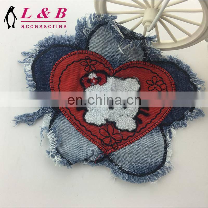 New design wholesale towel embroidery patch with denim
