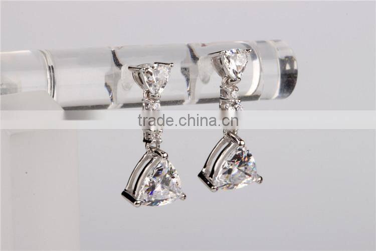 2015 Fashion Newest Design Brass Gold Plated Earring Jewelry