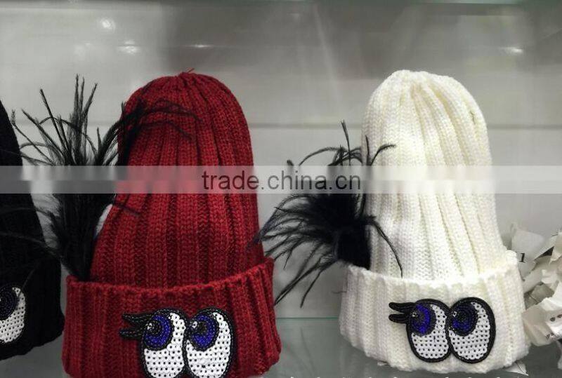 Fashion New Arrival Cute Sequin Eyes Feather Decorated Knitted Lady Women Hat