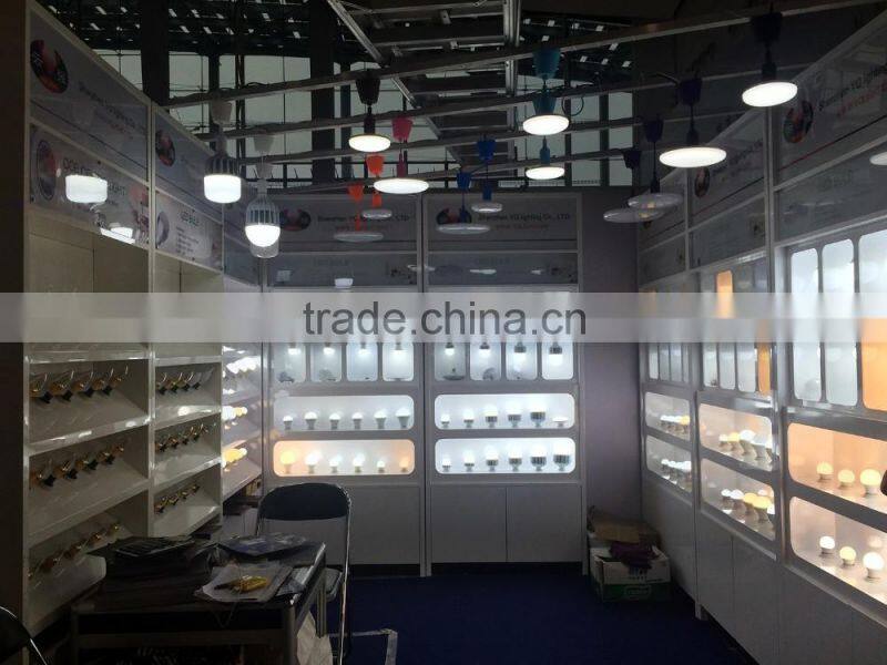 UFO LED Lamp 18W LED Bulb E27 1500 Lumen