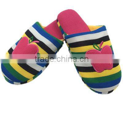 New design pink fluzzy princess woman slipper