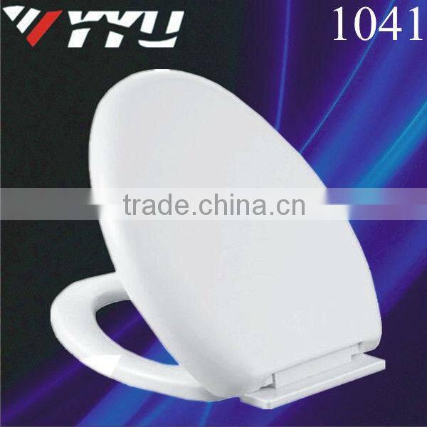 PP material soft close v shape toilet seat 1041