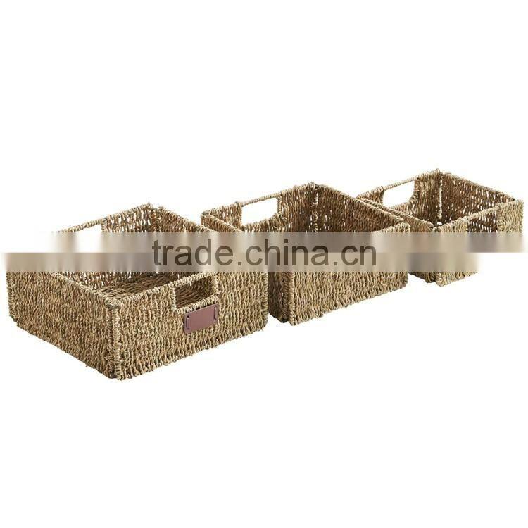 Home or hotel towel and shower gel storage tool seagrass woven bathroom basket