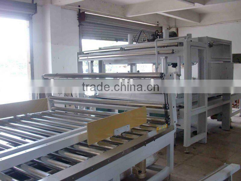 Flexible mattress wrapping machine