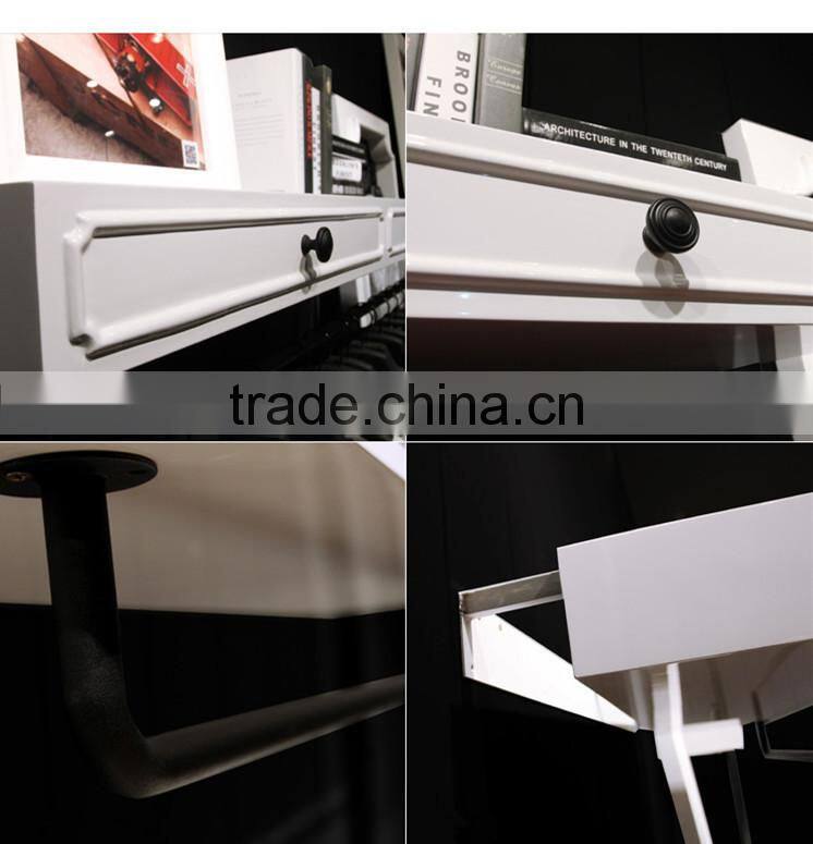 European-Styled Shelf Board for Store