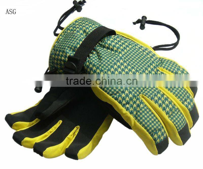 Nylon Taslon Ski Winter Glove