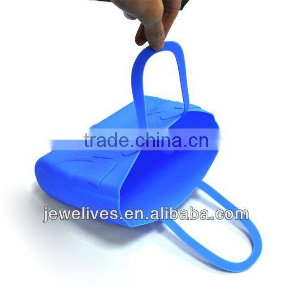 Custom made novelty silicone cosmetic bag with fashion design