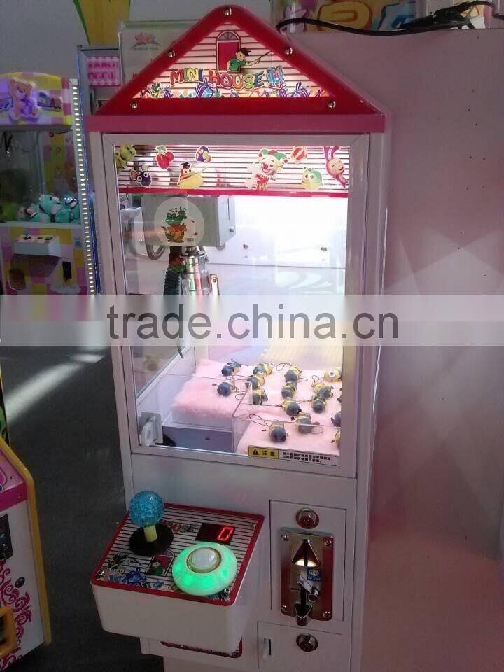 New Arrival MINI Gift Games Machines/DF-V212 Toy Crane Claw Vending games