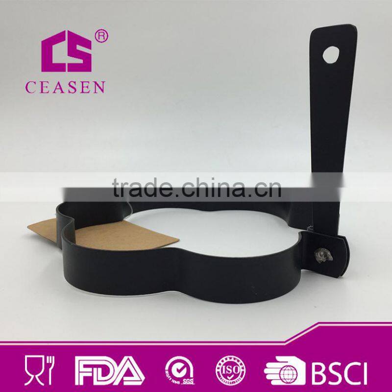 UCC062 flower shape Egg ring with non-stick coating