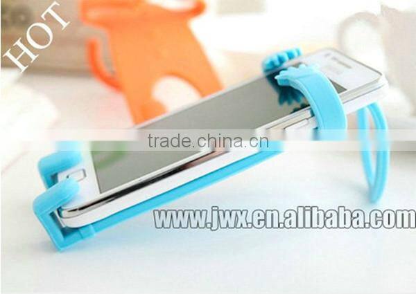 Simple and flexible silicone and SS cellphone holder