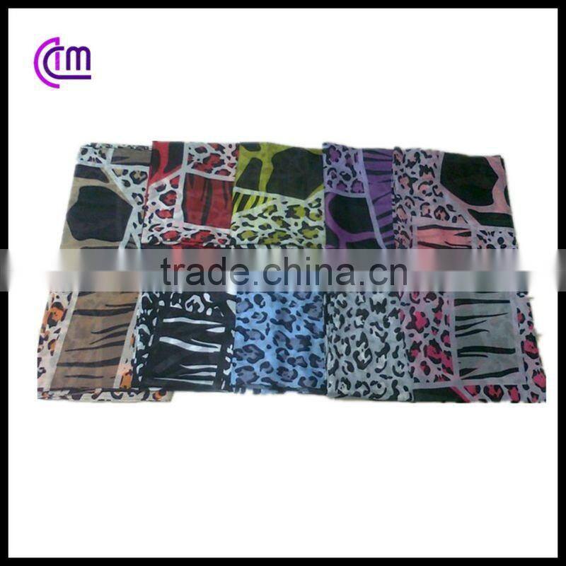 Calico design fashion scarf