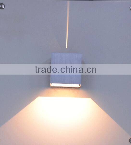 adjustable wireless led mounted wall lamp