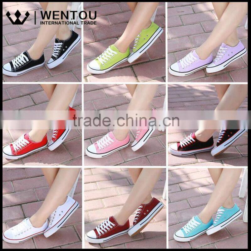 Women's Flat Lace Up Low-Top Canvas Sneakers