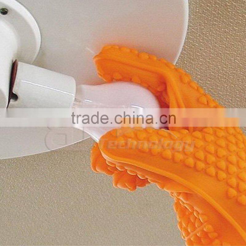 Non stick silicone glove/ silicone oven mitts for oven cooking/silicone oven gloves with fingers/bakery gloves