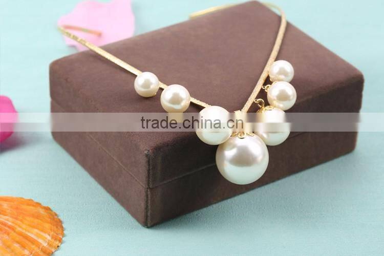 Latest beautiful wholesale elegant classical style charm women pearl necklace