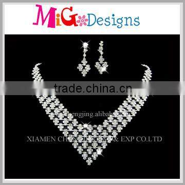 Wholesale Min Order Fashion Full Crystal White Gold Plated Necklace Earrings Luxury Bridal Jewelry
