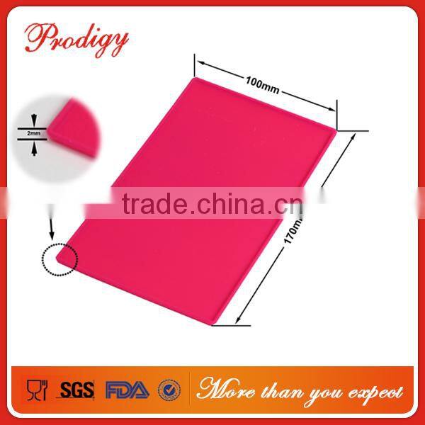 HOT Magic Mobile Phone Anti-Slip Mat Super Promotional Personalized Sticky Pads