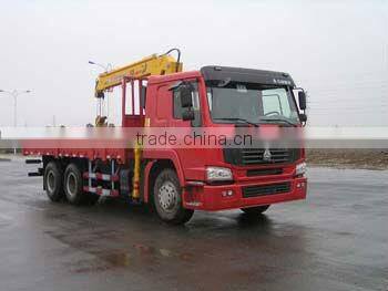 HOWO LORRY TRUCK WITH CRANE 17 Ton