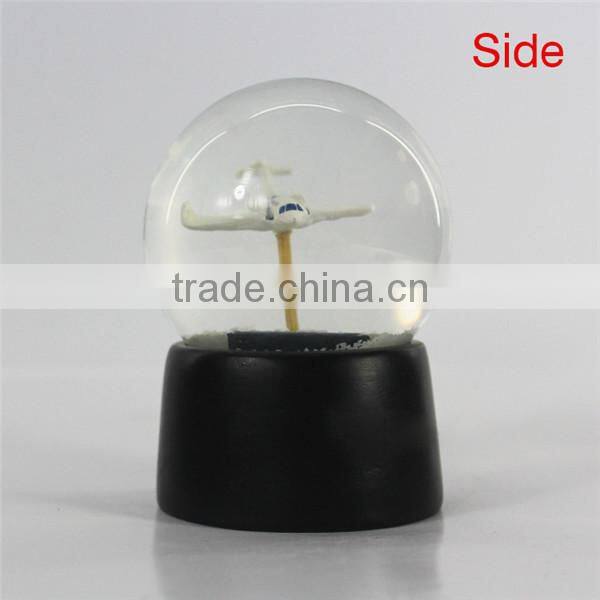 2014 resin hanging airplane souvenir snow globe