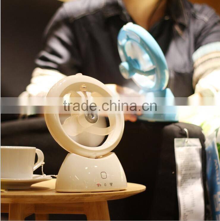 Mini portable spray humidifier fan office mute Water Spirit USB rechargeable humidifier fan