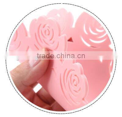 Supply creative fashion Pierced Rose silicone insulation pad / cup mat --rose red