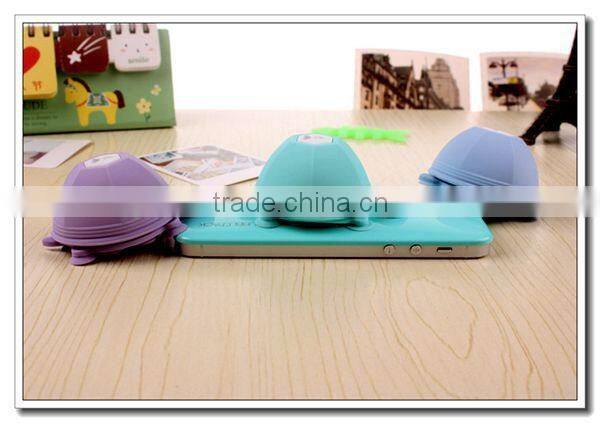 Preety silcone headphone holder