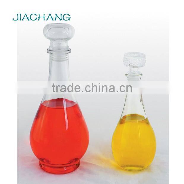 1L tall smoothly glass vodka wine bottle with cork