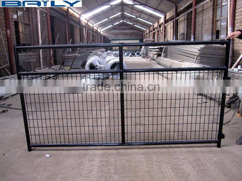 China factory supply various sized metal livestock farm fence gate