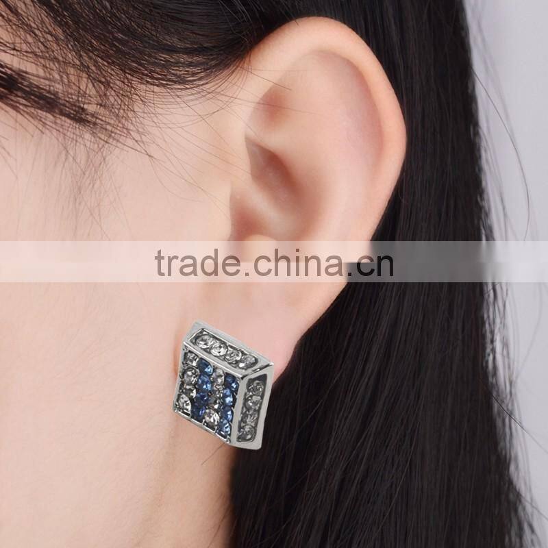 Customized Mens Tanishq Diamond Simple Fashion Design Hiphop Earrings Wholesale
