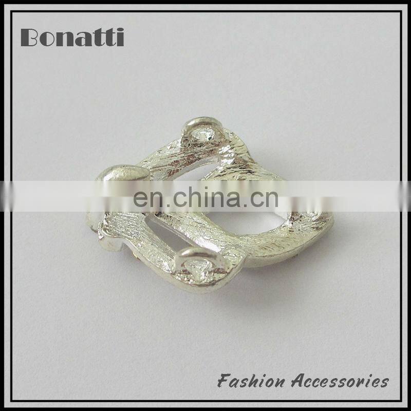 special shoe accessory with rhinestone