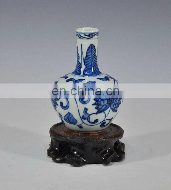 Mini Decorative Chinese Antique blue and white ceramic porcelain vases