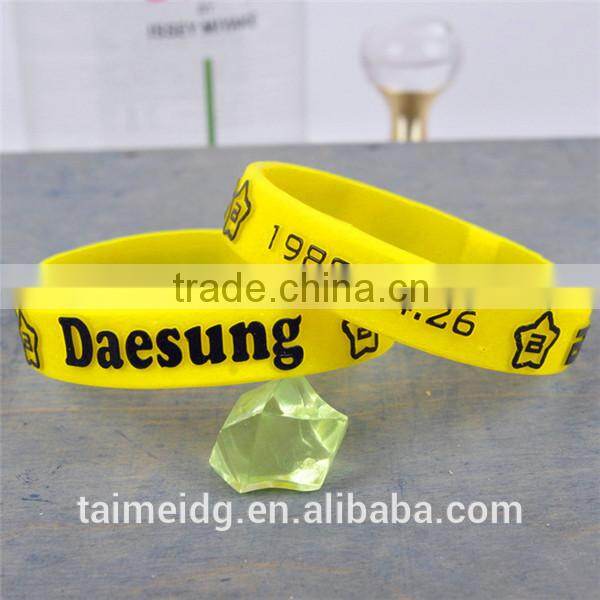 2015 promotional custom customised bracelet