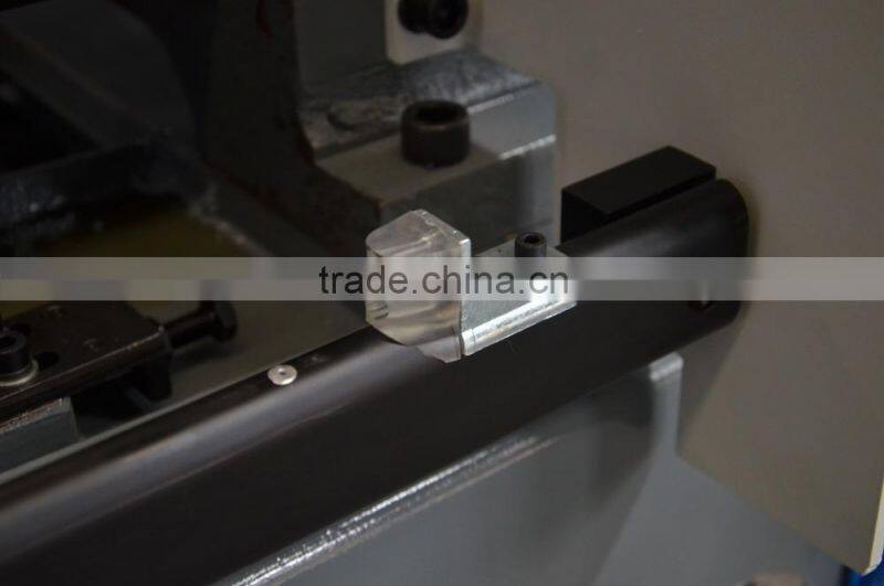 130Ton Plastic Injection Molding Machine