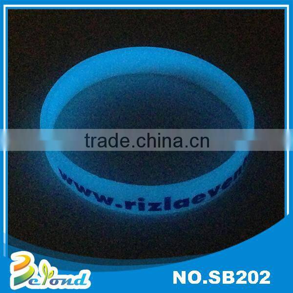 Promotional ecofriendly gifts glowing custom silicone bracelet