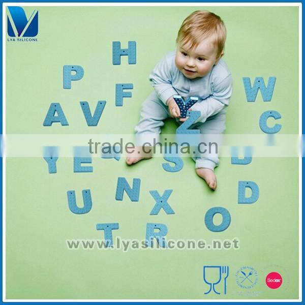 Custom Best Infant Toothbrush of 2016 | Shenzhen Silicone Products Manufacturer Baby Training Toothbrush Set