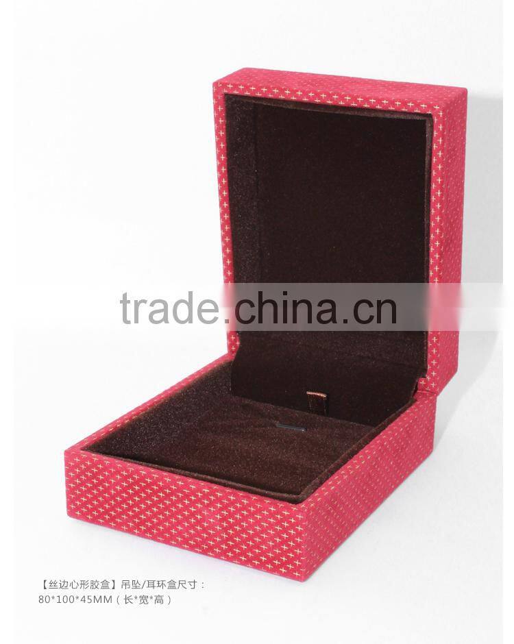 High quality Cotton Jewelry Box Lovely Heart Jewelry Boxes bracelet case