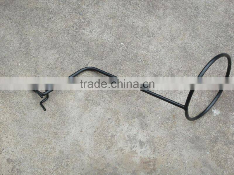 helmet hanger for helmet adjustment