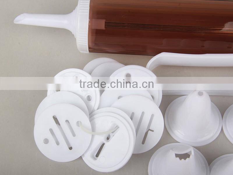 2016 NEW hot sale wholesale Piping Rob Suit Plastic Cake Decorating Tips Pen for Fondant Icing for make cake