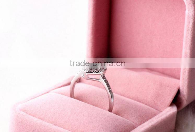 Wholesale Stock Small Order Fashion Women Heart-shaped Rings