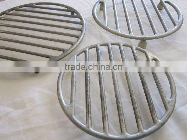 square shape silver plated fancy trivet