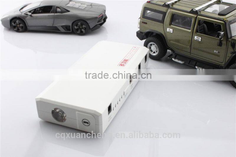 Mini car jump starter battery with accessories 8000mAh