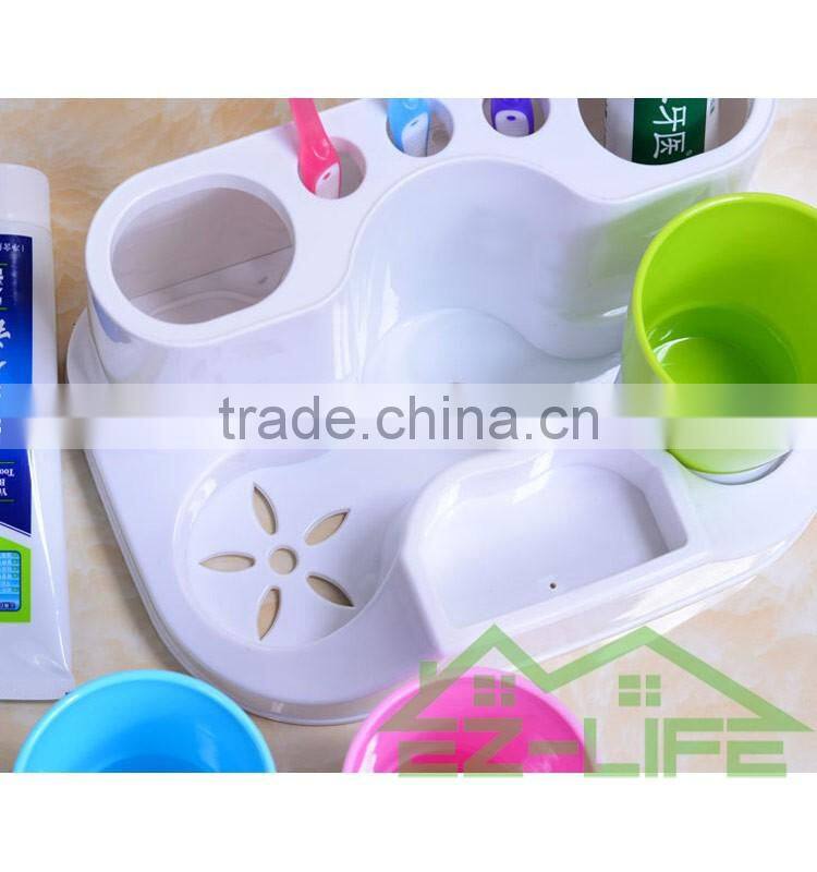 2017 suction cup organizer bathroom toothbrush holder with cup
